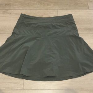 Athleta Soho Skort Olive Green - Size 2